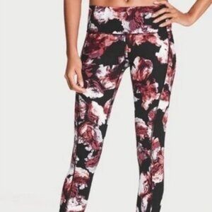 Victoria‎ Sport Leggings Floral Knockout Medium